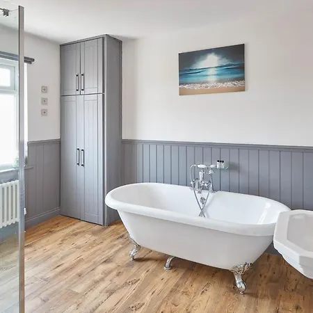 Elysium Holiday Lets - Elysium House, Gorgeous Victorian Townhouse In Central * Γουίτμπι