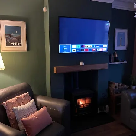 Elysium Holiday Lets - Elysium House, Gorgeous Victorian Townhouse In Central * Whitby