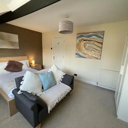 Elysium Holiday Lets - Elysium House, Gorgeous Victorian Townhouse In Central ويتبي