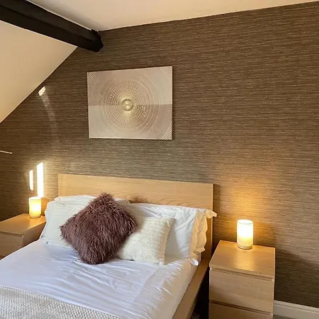 Elysium Holiday Lets - Elysium House, Gorgeous Victorian Townhouse In Central ويتبي