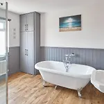 Elysium Holiday Lets - Elysium House, Gorgeous Victorian Townhouse In Central * Whitby