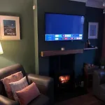 Elysium Holiday Lets - Elysium House, Gorgeous Victorian Townhouse In Central * Whitby