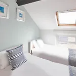 Elysium Holiday Lets - Elysium House, Gorgeous Victorian Townhouse In Central